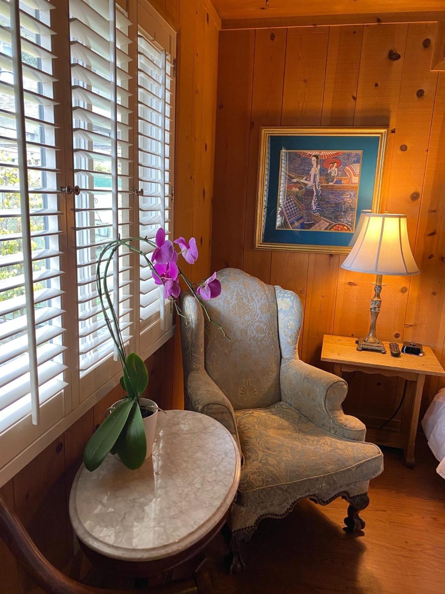 Carmel Garden Inn Екстер'єр фото