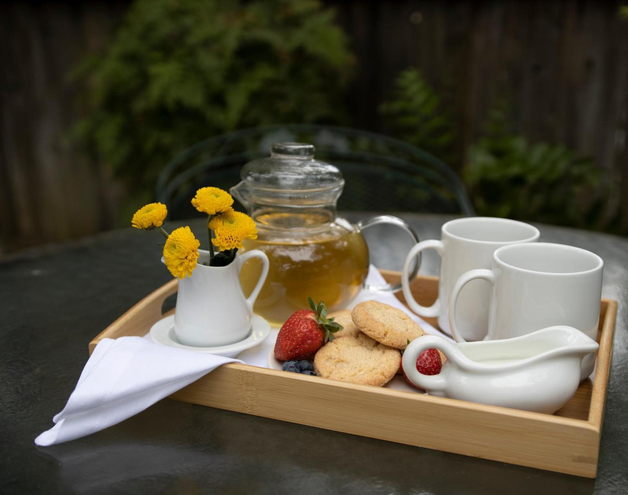 Carmel Garden Inn Екстер'єр фото