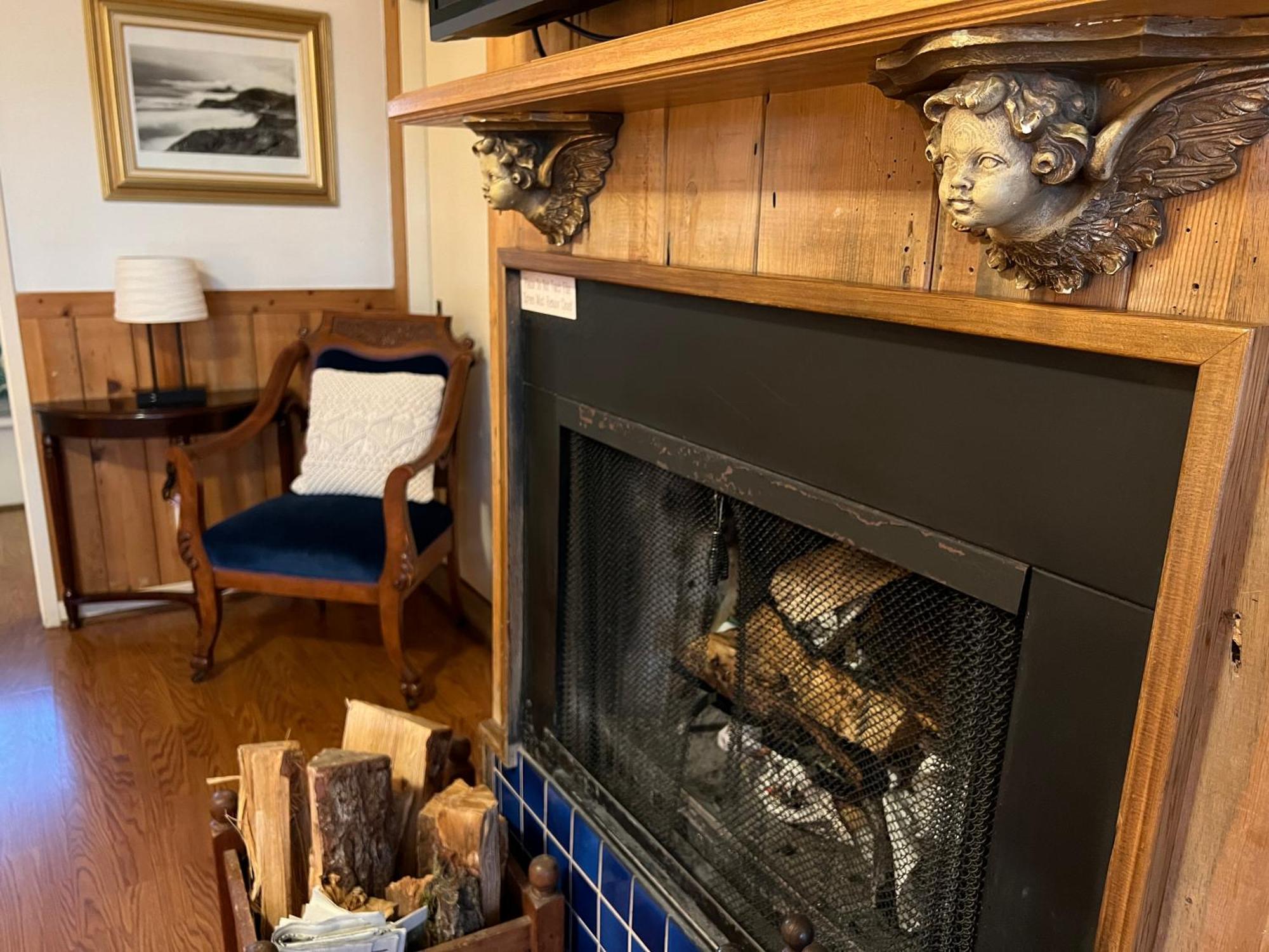 Carmel Garden Inn Екстер'єр фото